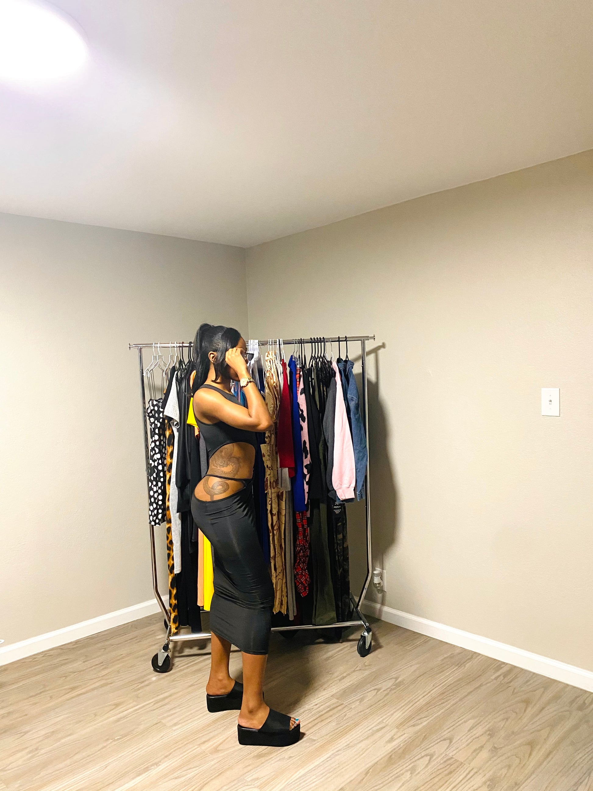 Exposè Maxi Dress